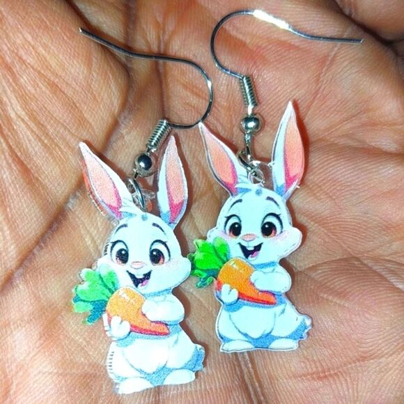Cute Bunny Carrot Earrings - Picture 7 of 8